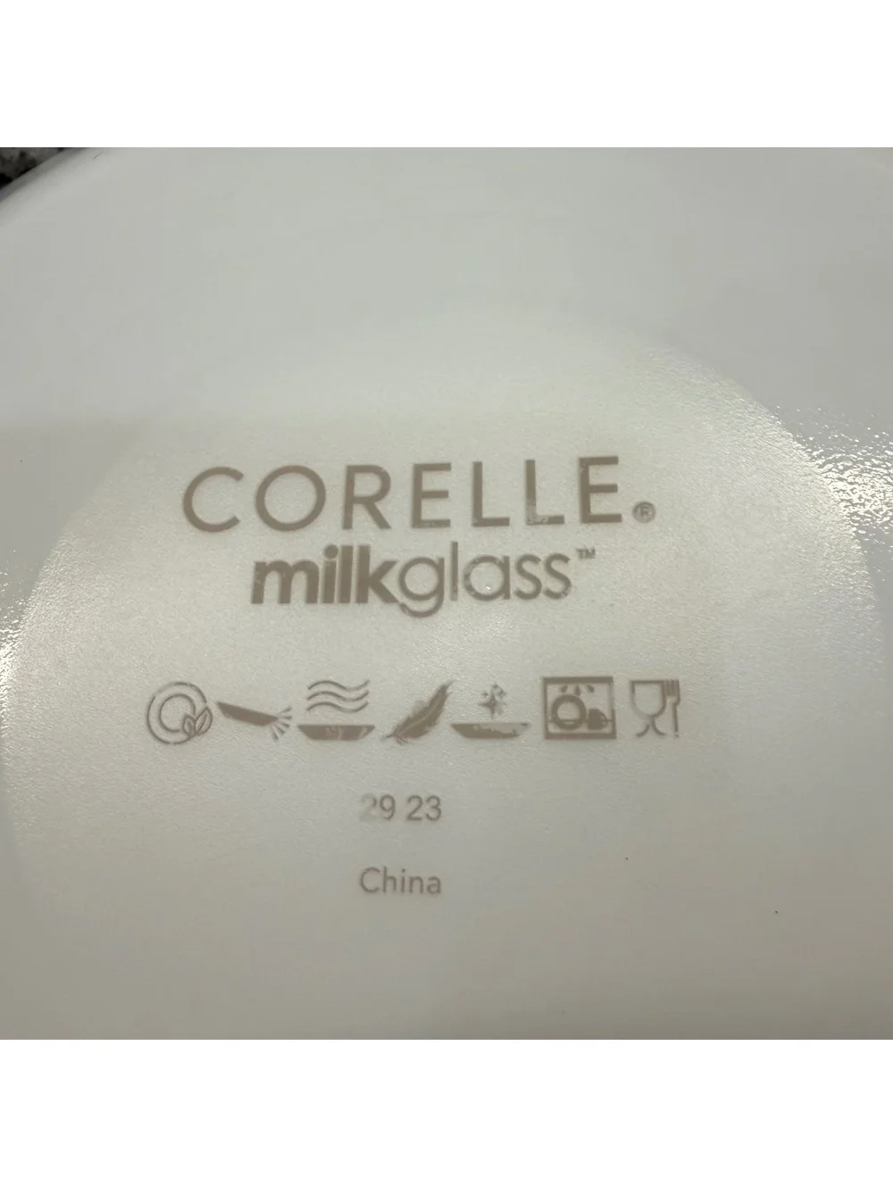 2 Corelle Everyday Expressions Milk Glass Salad Plates 7.5